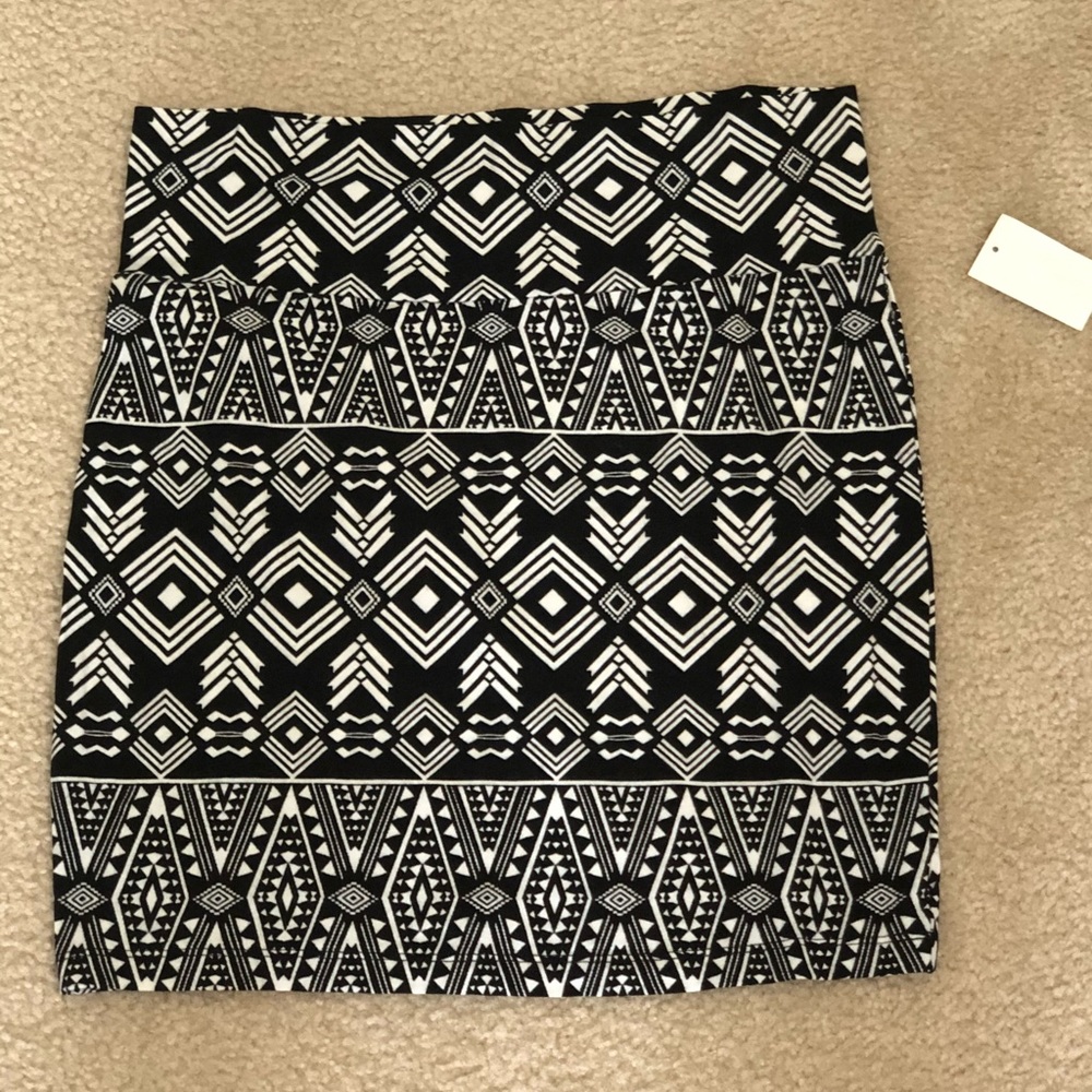 Mini pencil skirt